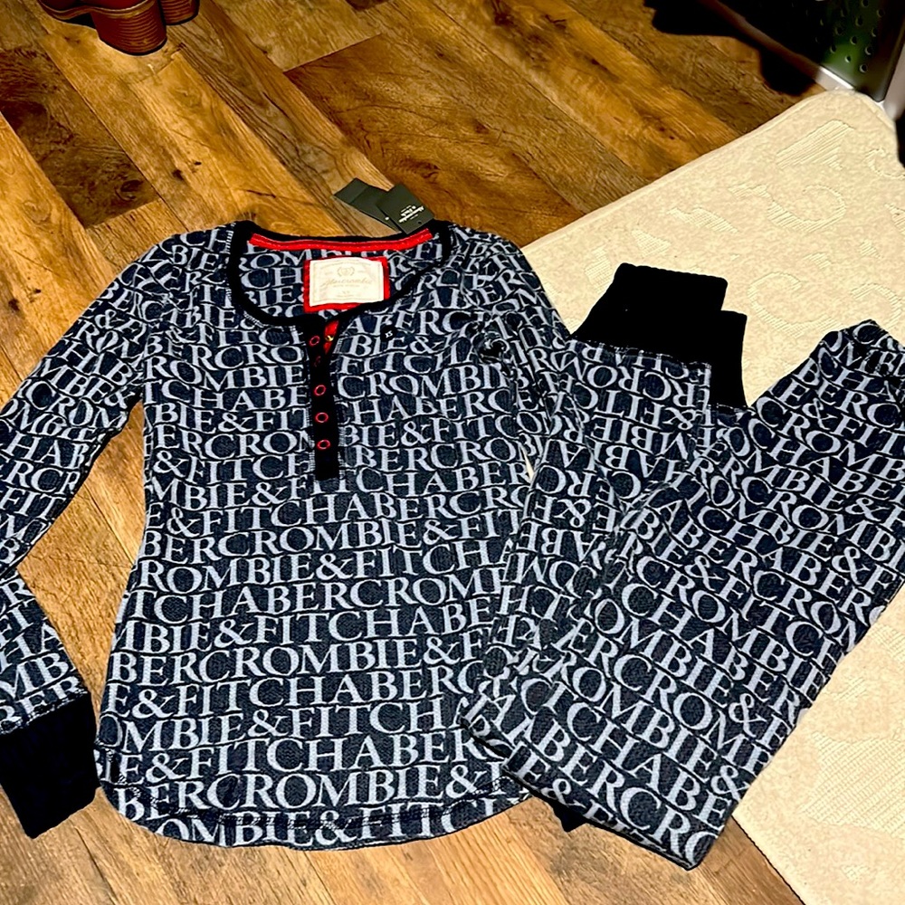 NWT Abercrombie Thermal Set Pajamas or Underlayer XS